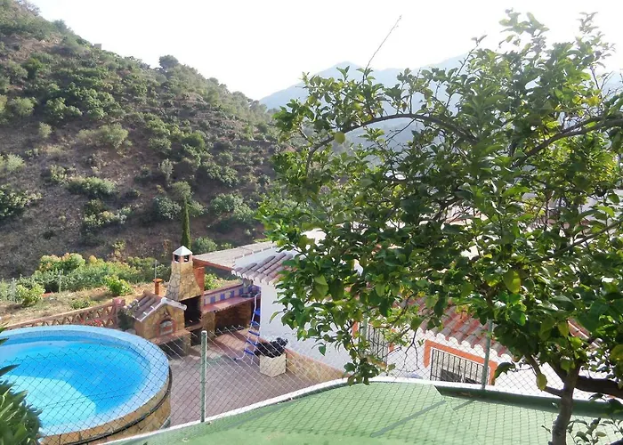 Cortijo Luque Holiday home *