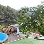 Cortijo Luque Holiday home *
